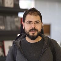 Necip Fazil Askaroglu的照片