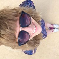 Regina Szabo的照片