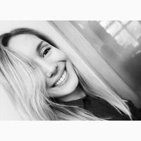 Andrea Škomrlj's Photo