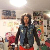 Amandine Bellarmstrong的照片