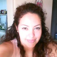 Angie Castaneda的照片