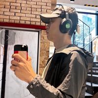 Oscar Young Matias's Photo