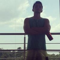 Italo Bruce的照片