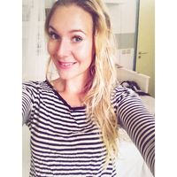 Caroline Oetken的照片