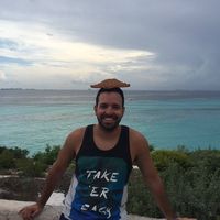 Amir Schlezinger的照片