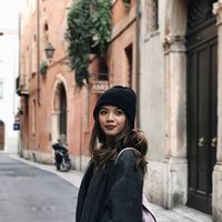 Ujena Domalanta的照片