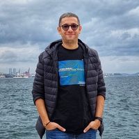 Arash Aliabadi的照片