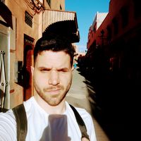 Enrico Belluzzi的照片