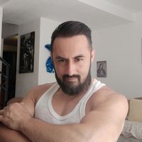 Guillermo Martinez Kl的照片