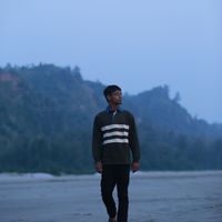 C. J. Hasnayeen's Photo