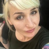 Maya Amethyst的照片