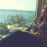 Fotos de Cemile YILDIRAN