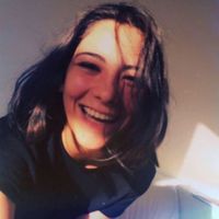 Deniz Uygur的照片