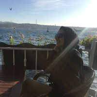 neha nadeem的照片