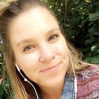 Celina Toth的照片