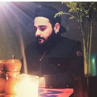 Andres Arrivillaga的照片