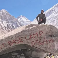 Rafael Antuñano的照片