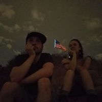 Ari Bloodgood的照片