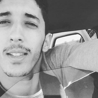 Ismail Moumen的照片