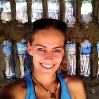 Sally McBride的照片