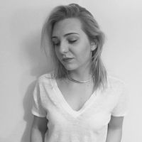 Karolina Roethel's Photo