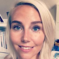 Lena  Knutzen的照片