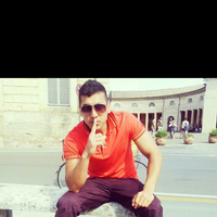 Farooq  Adil的照片