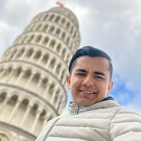 Luis Huertas的照片