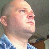 Gábor Könyves的照片