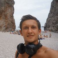 Piotr Muszyński的照片