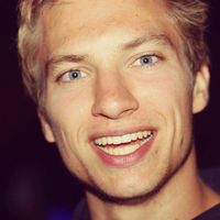 Aaron Hoste的照片