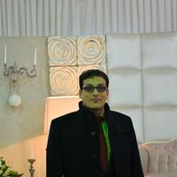 Aref Tayebi的照片