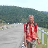 Stanislav Buslov的照片