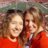 Elène Lenders的照片