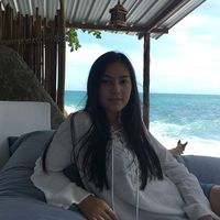 Claudine Craig的照片