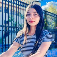 Cyrine Cyrine的照片