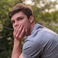 Reuben Bishop的照片