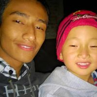 Ewechie Khape的照片