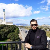 Yacine Benhellal的照片