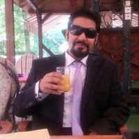 الكاتب لي متى的照片