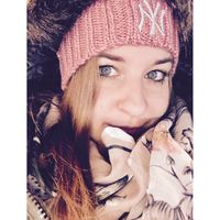 Annika Sprung's Photo