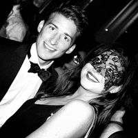 Maximillian Cook的照片