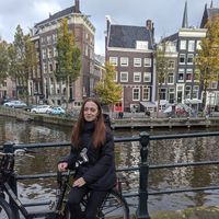 Halia Romanovych的照片