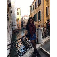 Ayşe Tosun的照片