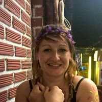 claire sens的照片