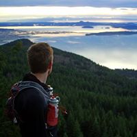 Dustin Sloan的照片