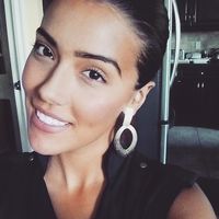 Alicia Maya的照片