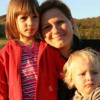 Henrieta Molnarova的照片