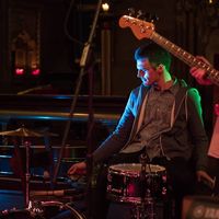 James Gaskell的照片