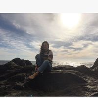 Vivien Romvári的照片